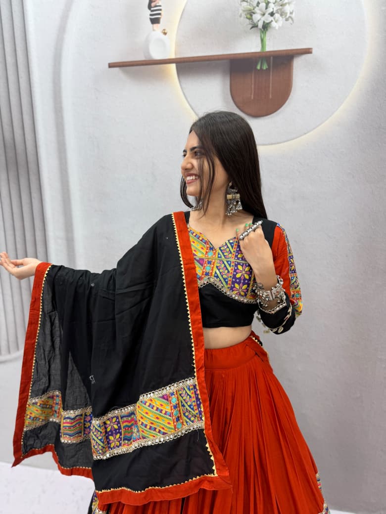 Position Mirror Lehenga Set — view 6