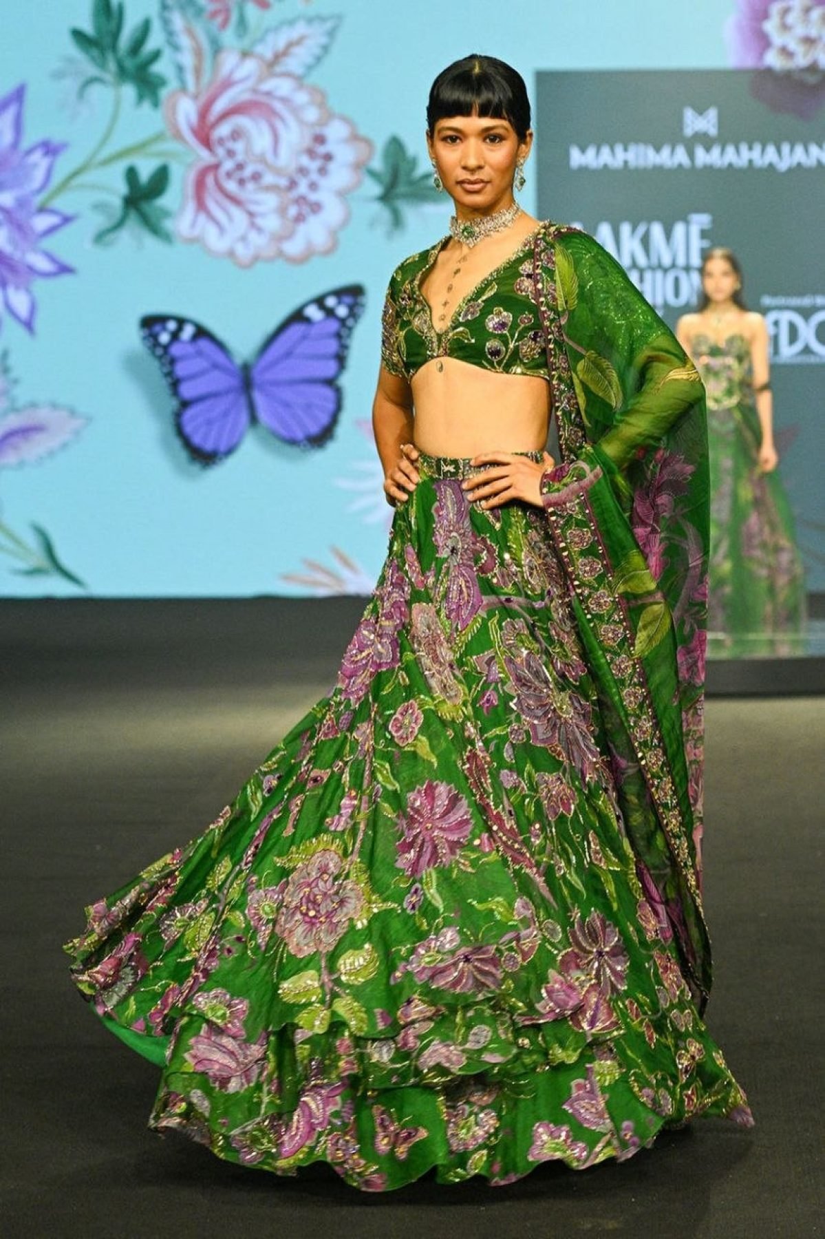 Green Mirror Wedding Lehenga Set — view 10