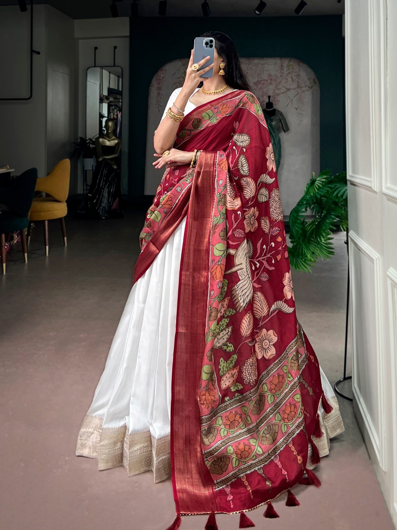 White Zari Wedding Lehenga Set — view 4
